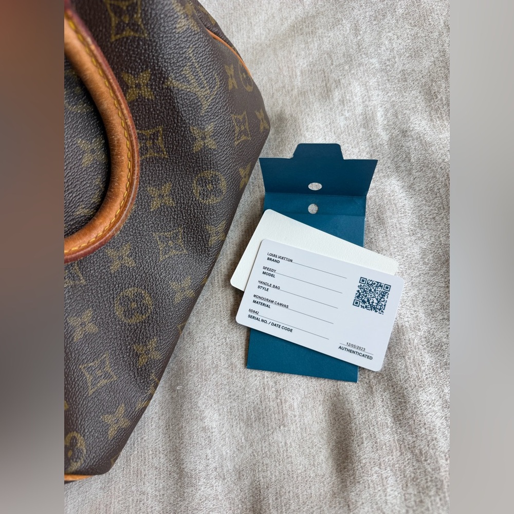 Vintage Louis Vuitton Monogram Speedy 25 - Picture 16 of 16